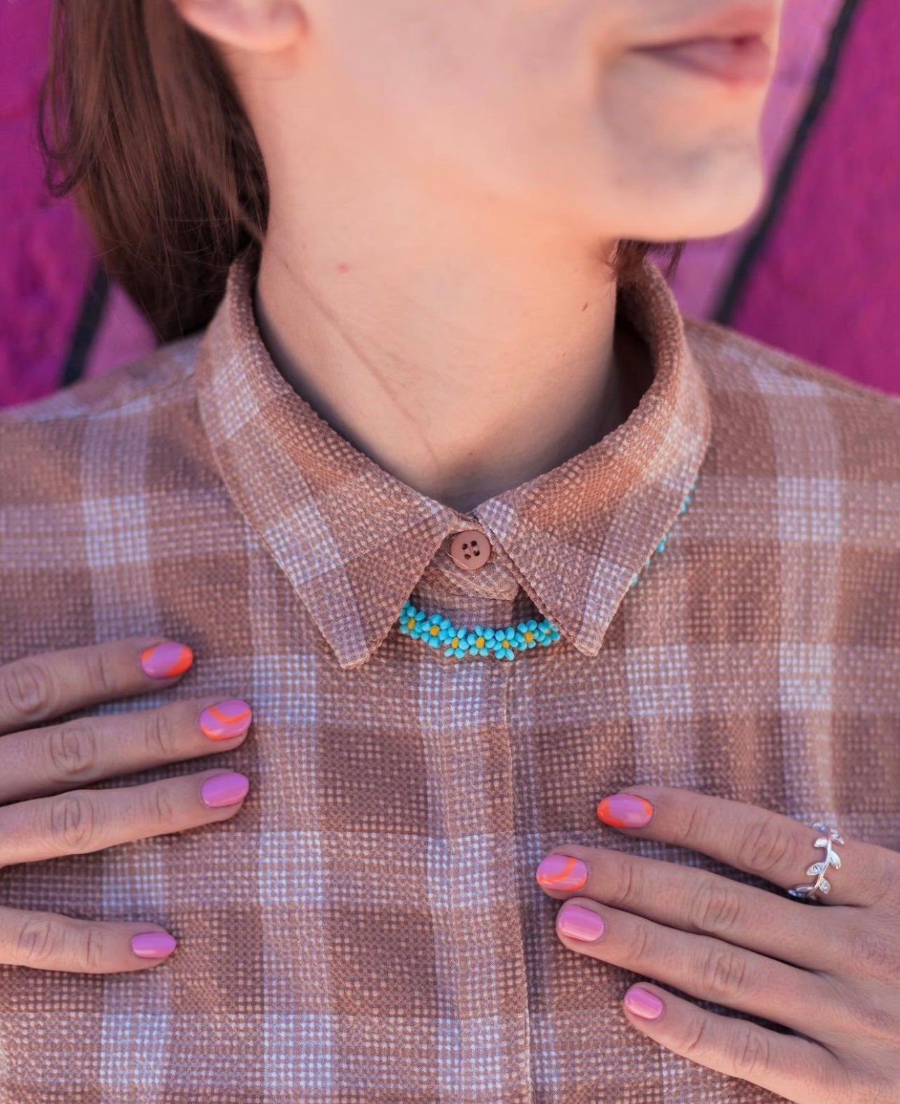 Bright Flowers Thread Necklace